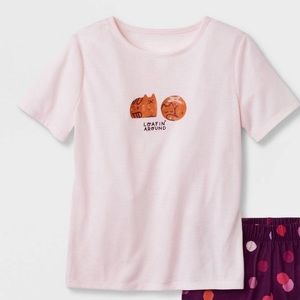 Girls Cat Loaf Short Sleeve Pajama shirt 
Cat & Jack™ Pink XL